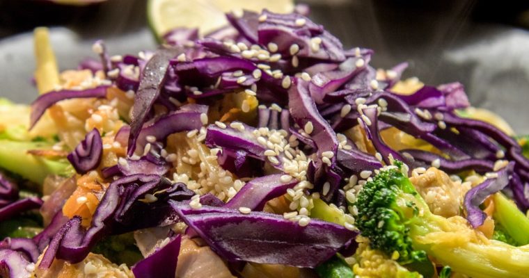 Red cabbage and cashew coleslaw
